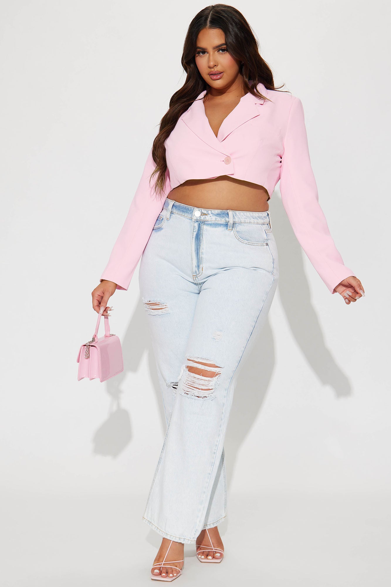 05-18-23Studio6_TK_SV_15-12-57_68_CJ2516F_Pink_CC_P_20176_MR_EH