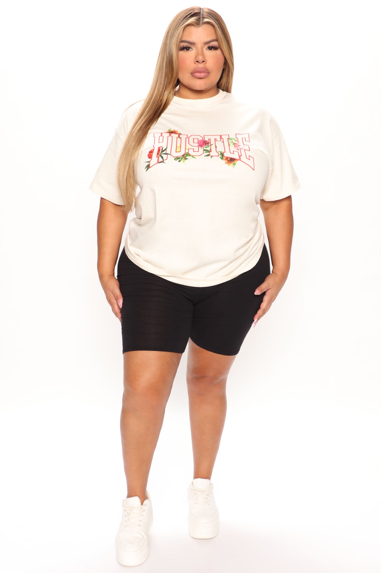 08-01-22Studio4_KJ_KP_10-54-26_19_21690195_Sand_P_2607_PLUS_JB