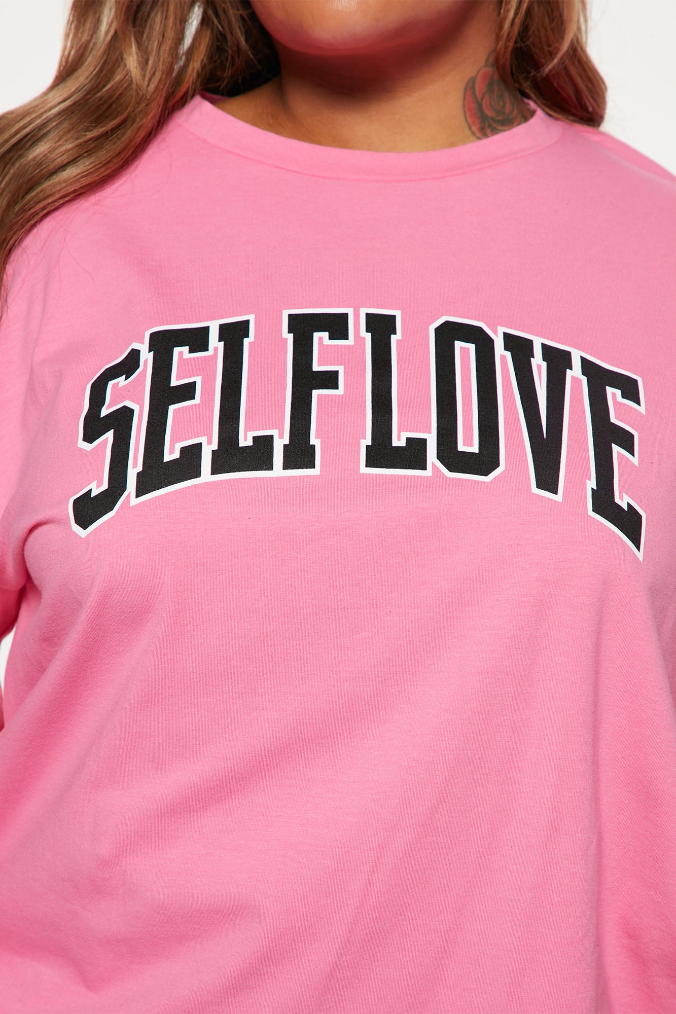 08-11-22Studio4_KJ_AC_15-42-19_65_T4047_Pink_P_0464_PLUS_PB