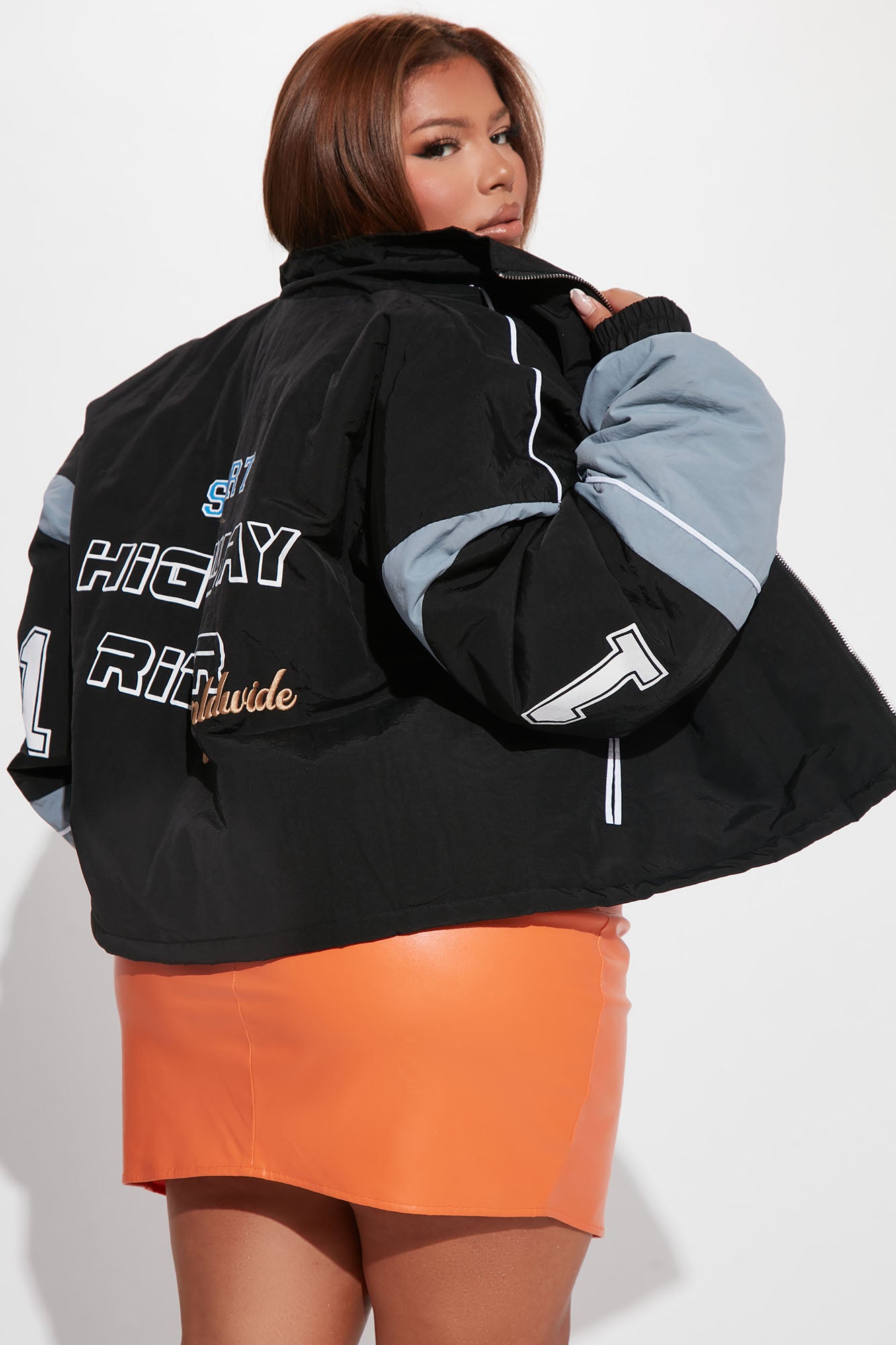 09-02-22Studio1_DD_AS_10-29-29_12_CMV3589_Blackcombo_P_11599_PLUS_WG