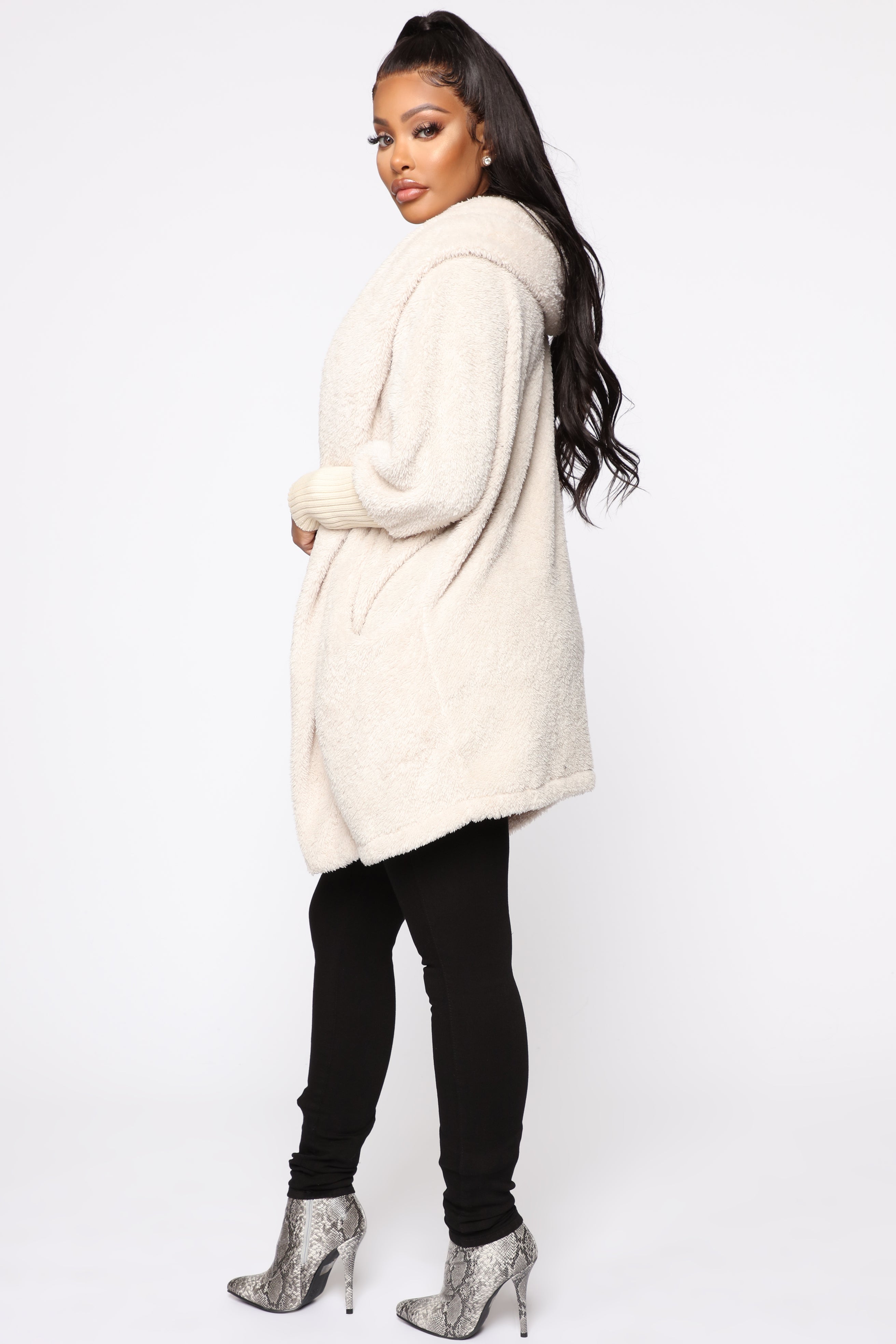 09-06-19_Studio_1_DV_ES_14-35-02_19__SK2783FN_Nude_P_3723_WG