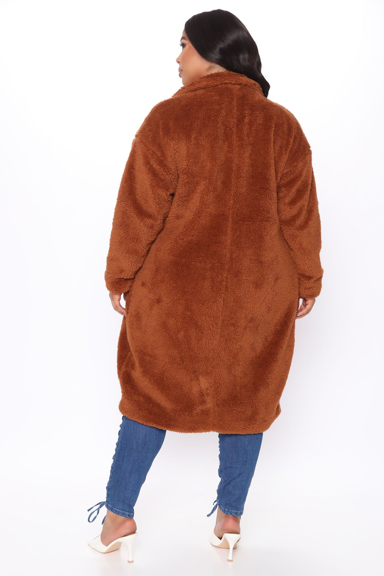 09-22-20Studio3_CE_TB_10-01-54_13_JK8019_Brown_P_0674_PLUS_RA