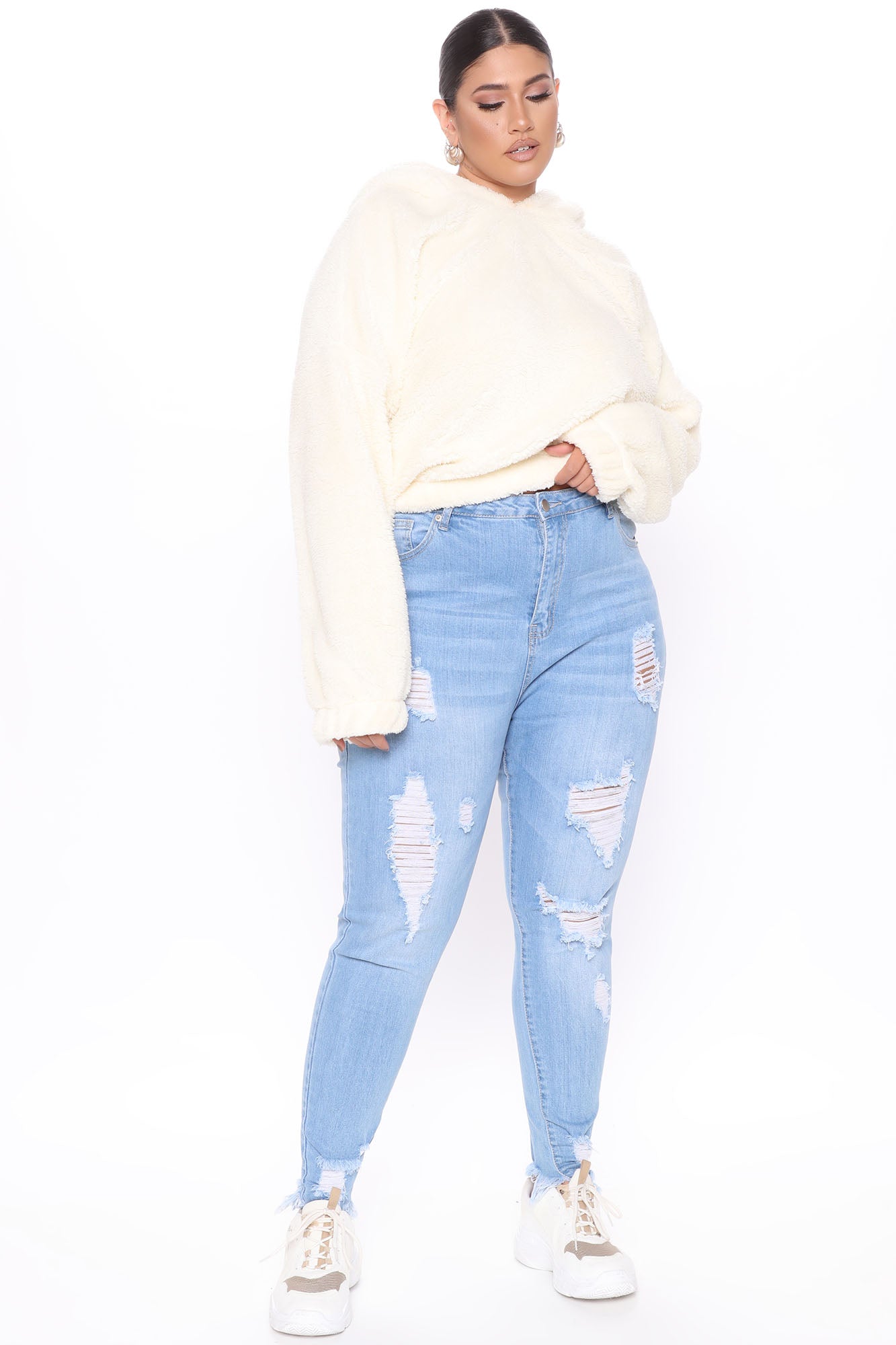 10-05-20Studio3_EF_JH_13-17-46_54_FU36447L_Ivory_0566_PLUS_EH