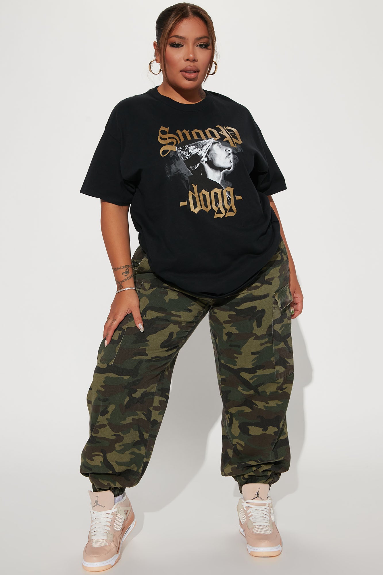 11-30-22Studio4_CE_KC_10-45-19_17_C10017LBC_Black_P_5574_PLUS_ES